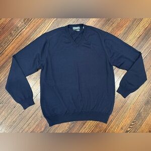 Lyle And Scott Men’s V Neck 100% Merino Wool Navy Sweater NWOT Sz L Rn# 105741
